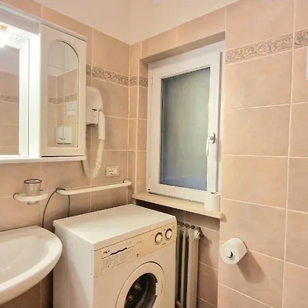 Chiara Pool Apartment *